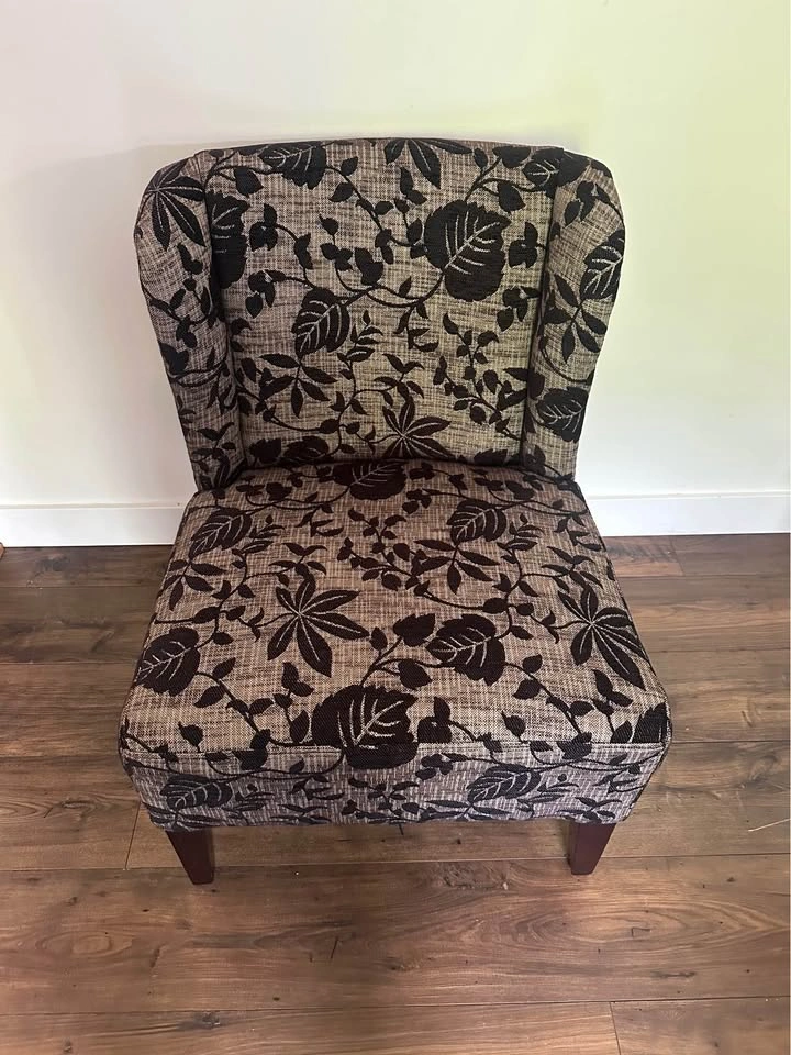Floral Wingback Accent Chair - photo 2