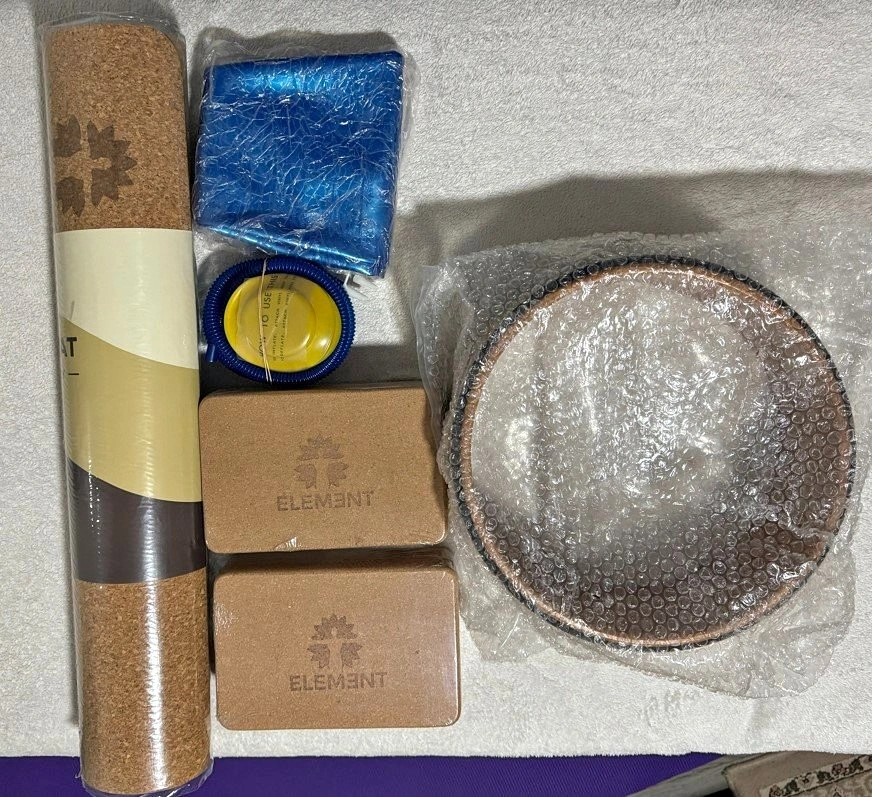 NEW - Cork Yoga Set 6 Pcs