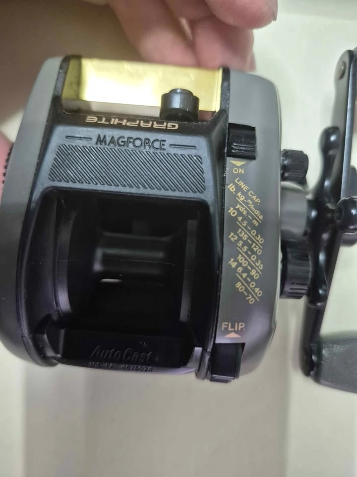 New Daiwa HT 1500F baitcaster fishing reel - photo 5