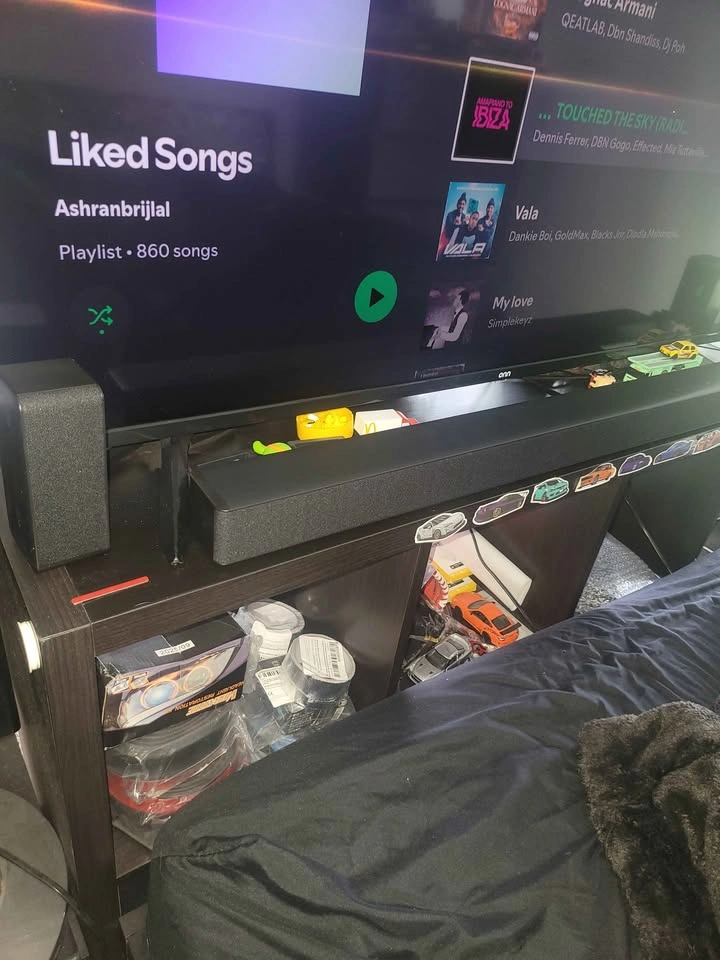 Onn. Roku 144Hz Gaming TV with Soundbar and Speakers - photo 3