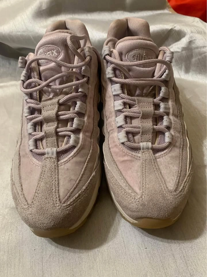 Nike Air Max 95 Lux Particle Rose Size 7.5 - photo 2