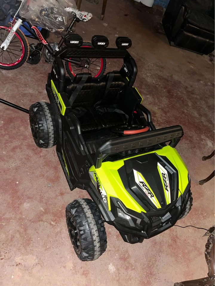 Kids RZR Jeep-Style Ride-On Car – Remote Control & Charger - photo 4