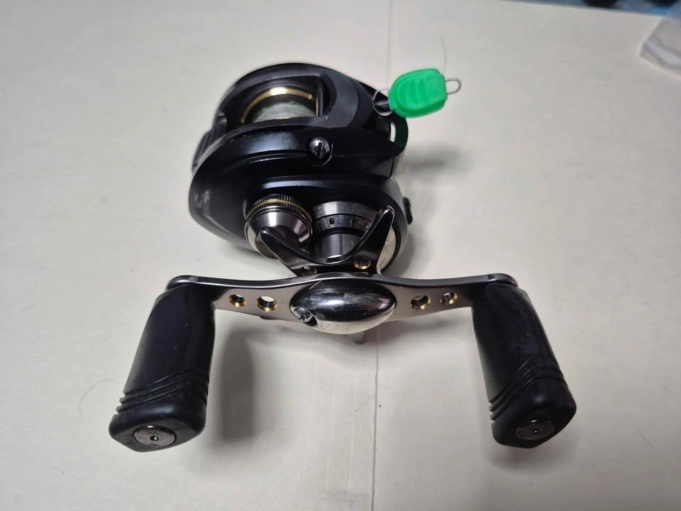 Browning baitcaster fishing reel - photo 3