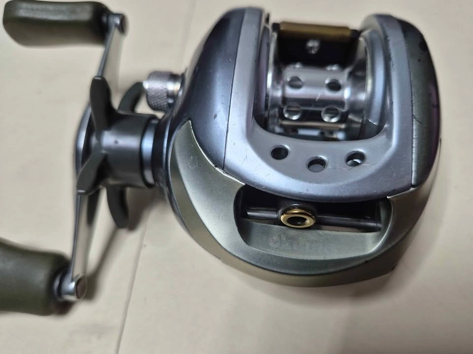 Okuma Nemesis baitcaster fishing reel - photo 2
