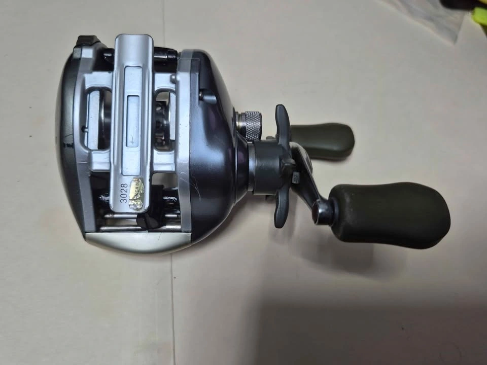 Okuma Nemesis baitcaster fishing reel - photo 4