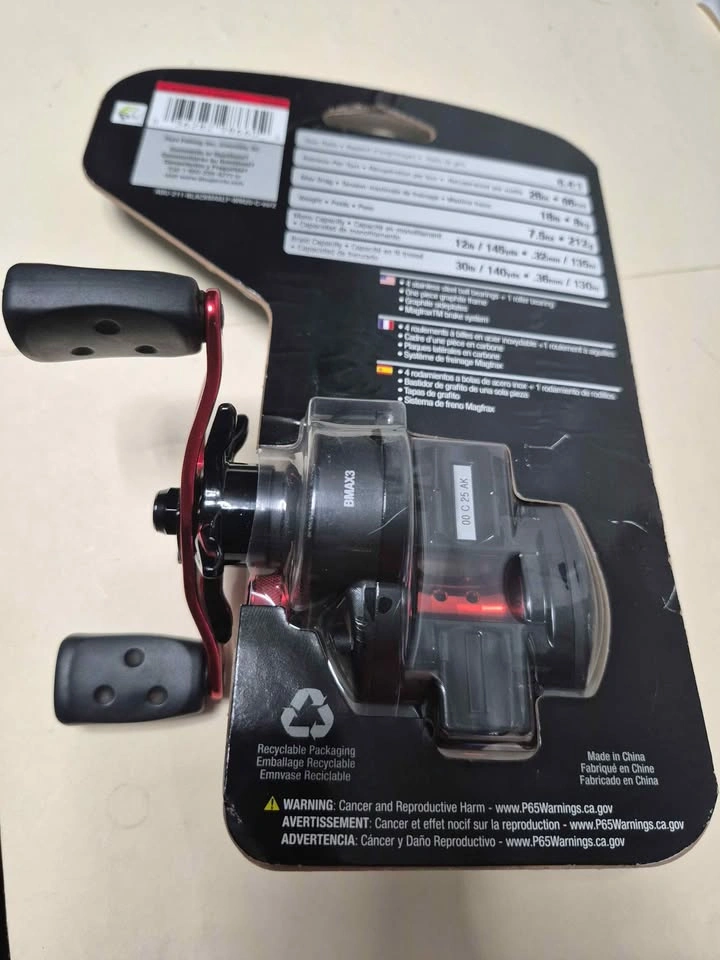 Abu Garcia Black Max baitcaster fishing reel - photo 2