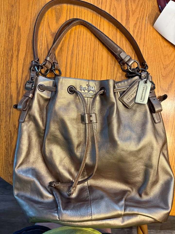 COACH MADISON DRAWSTRING BAG