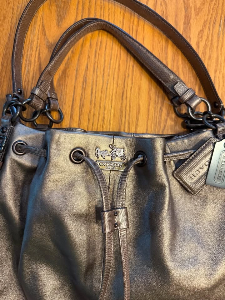 COACH MADISON DRAWSTRING BAG - photo 2