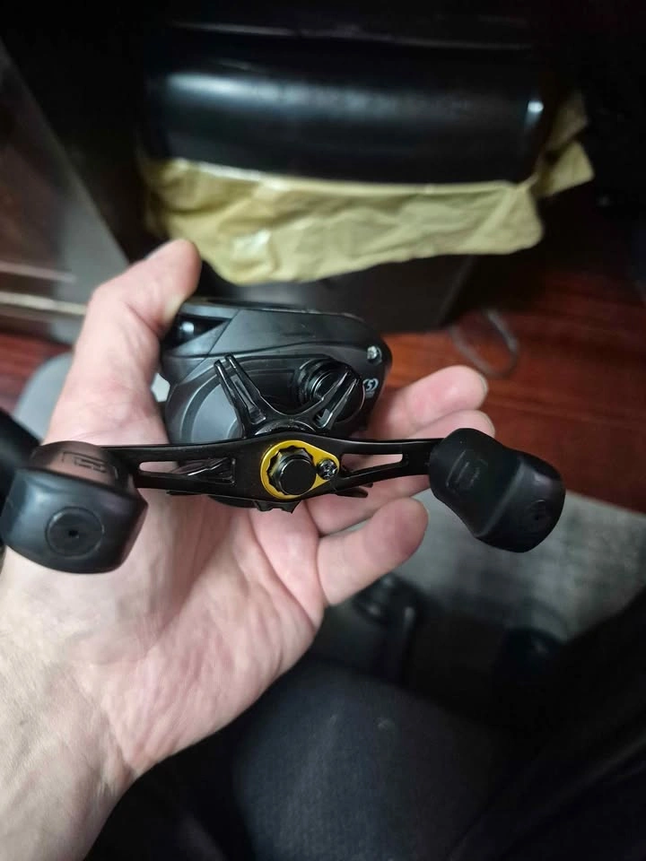 13 fishing Origin r1 baitcaster fishing reel black - photo 4