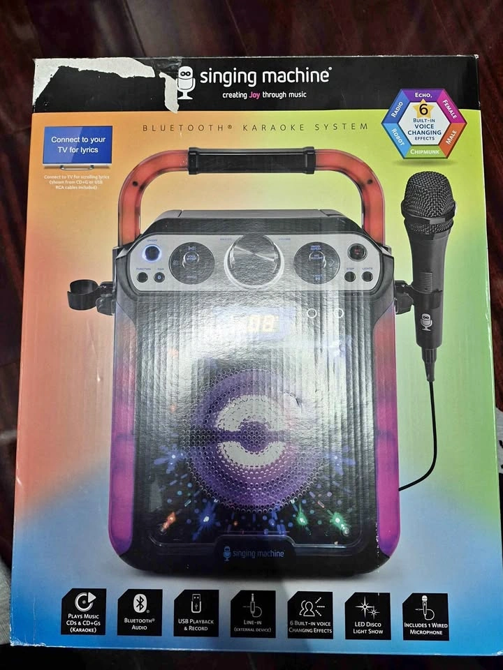 Karaoke singing machine