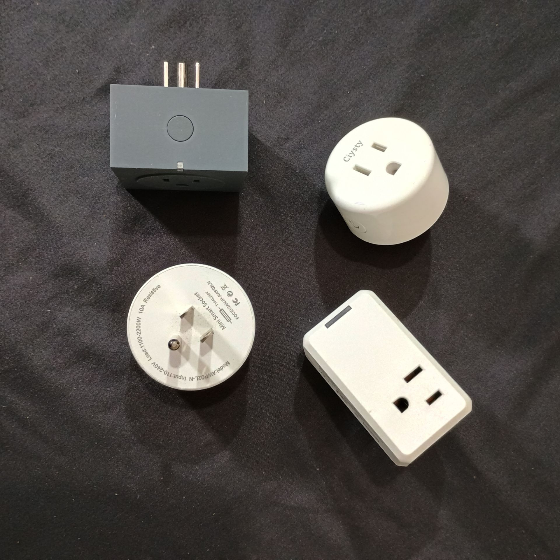 Set of 4 Smart Wi-Fi Controlled Outlets - photo 3