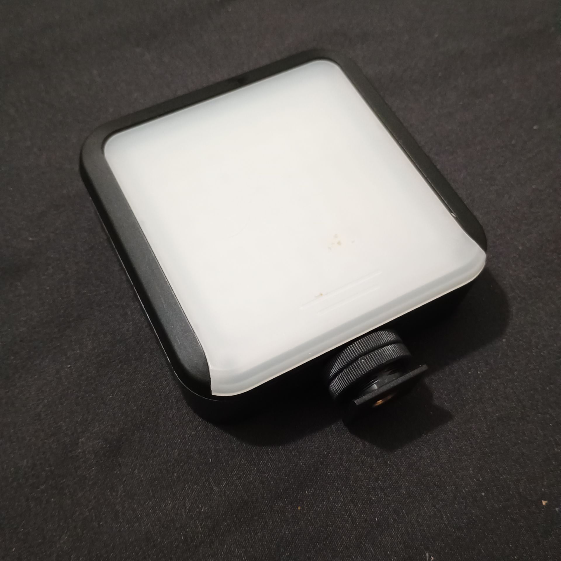 Shoe mount camera/photography light