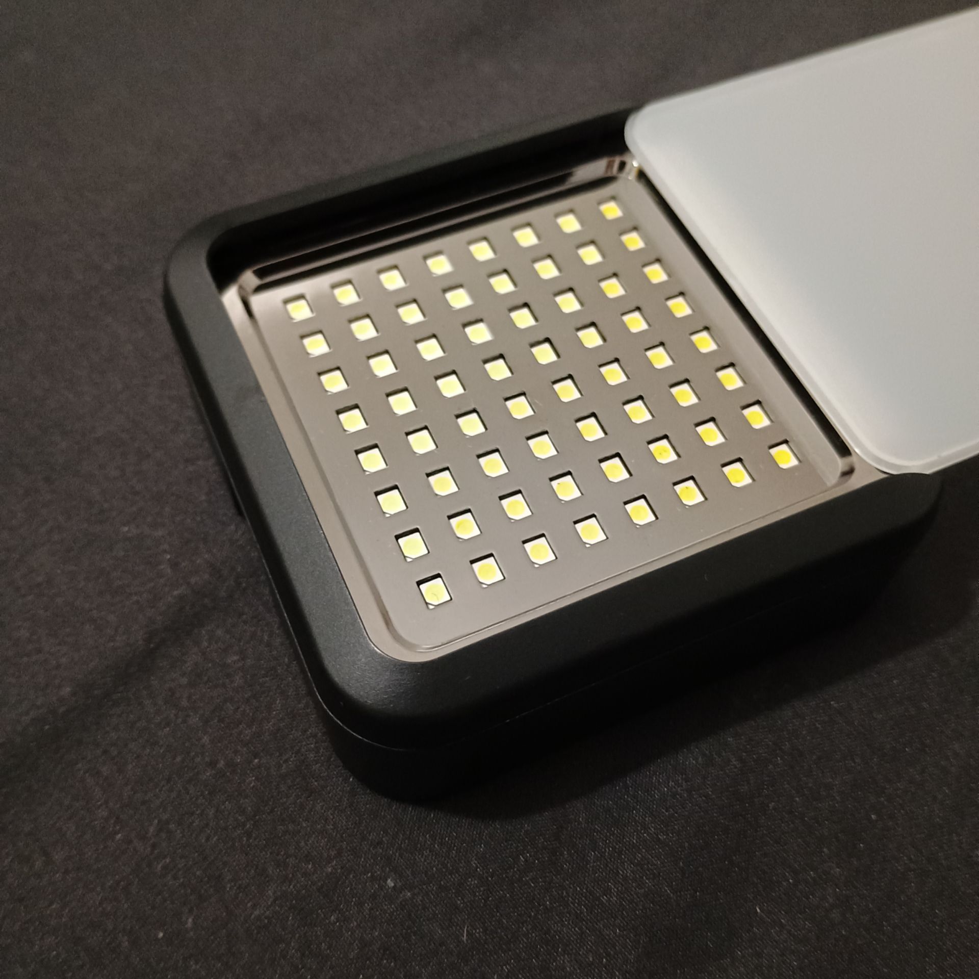Shoe mount camera/photography light - photo 4