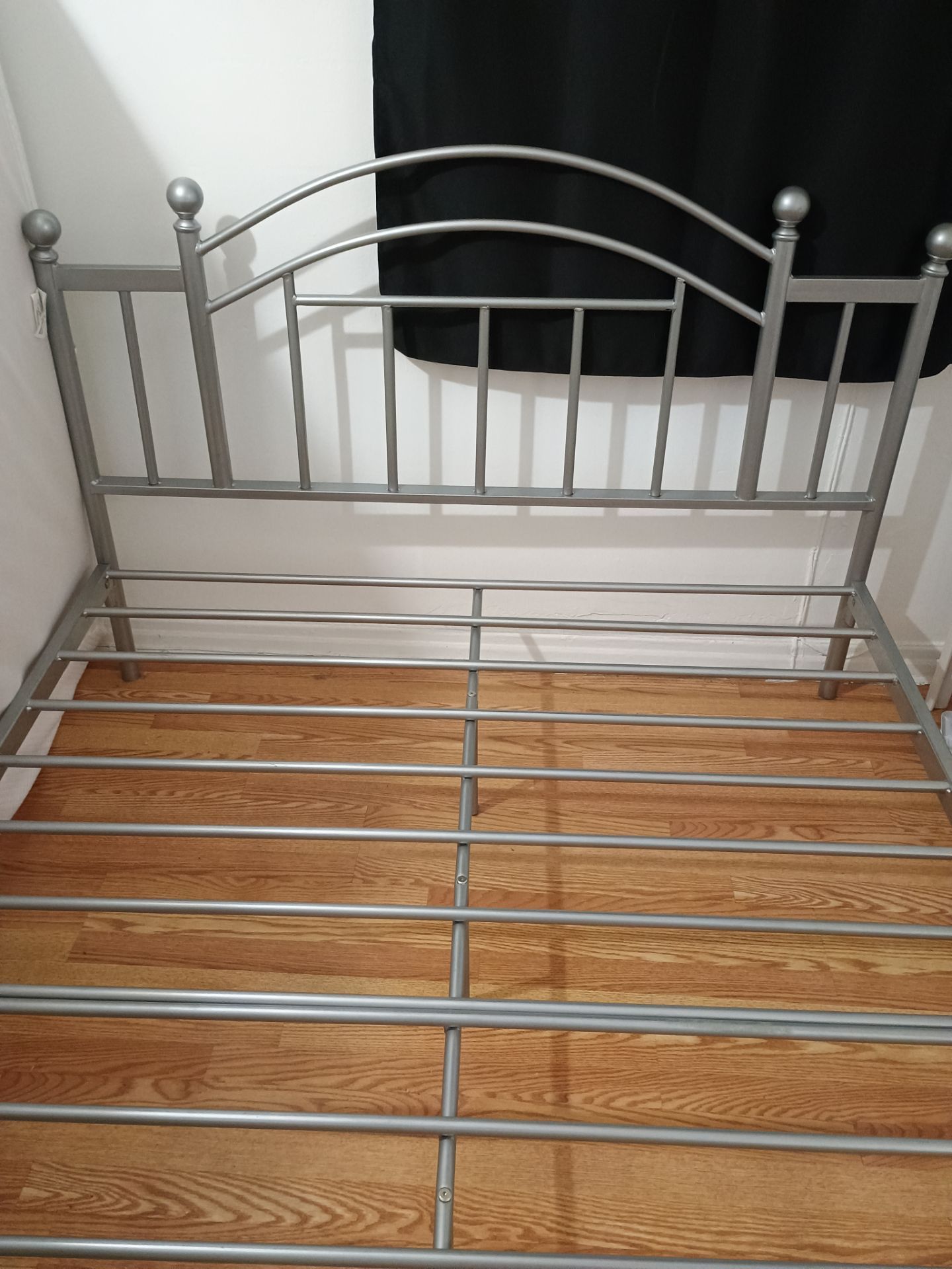 Silver Toned Metal Queen Bed Frame - photo 3