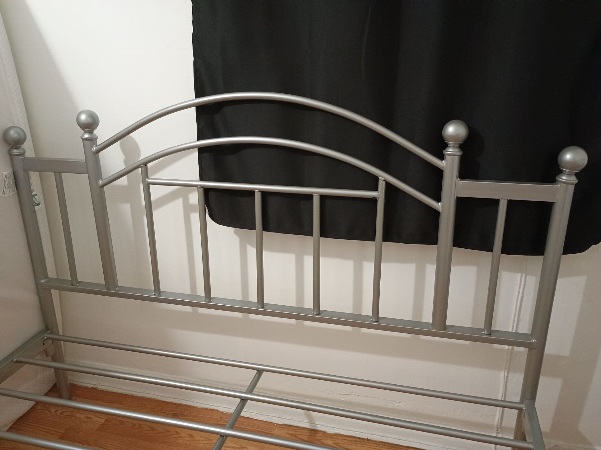 Silver Toned Metal Queen Bed Frame - photo 4