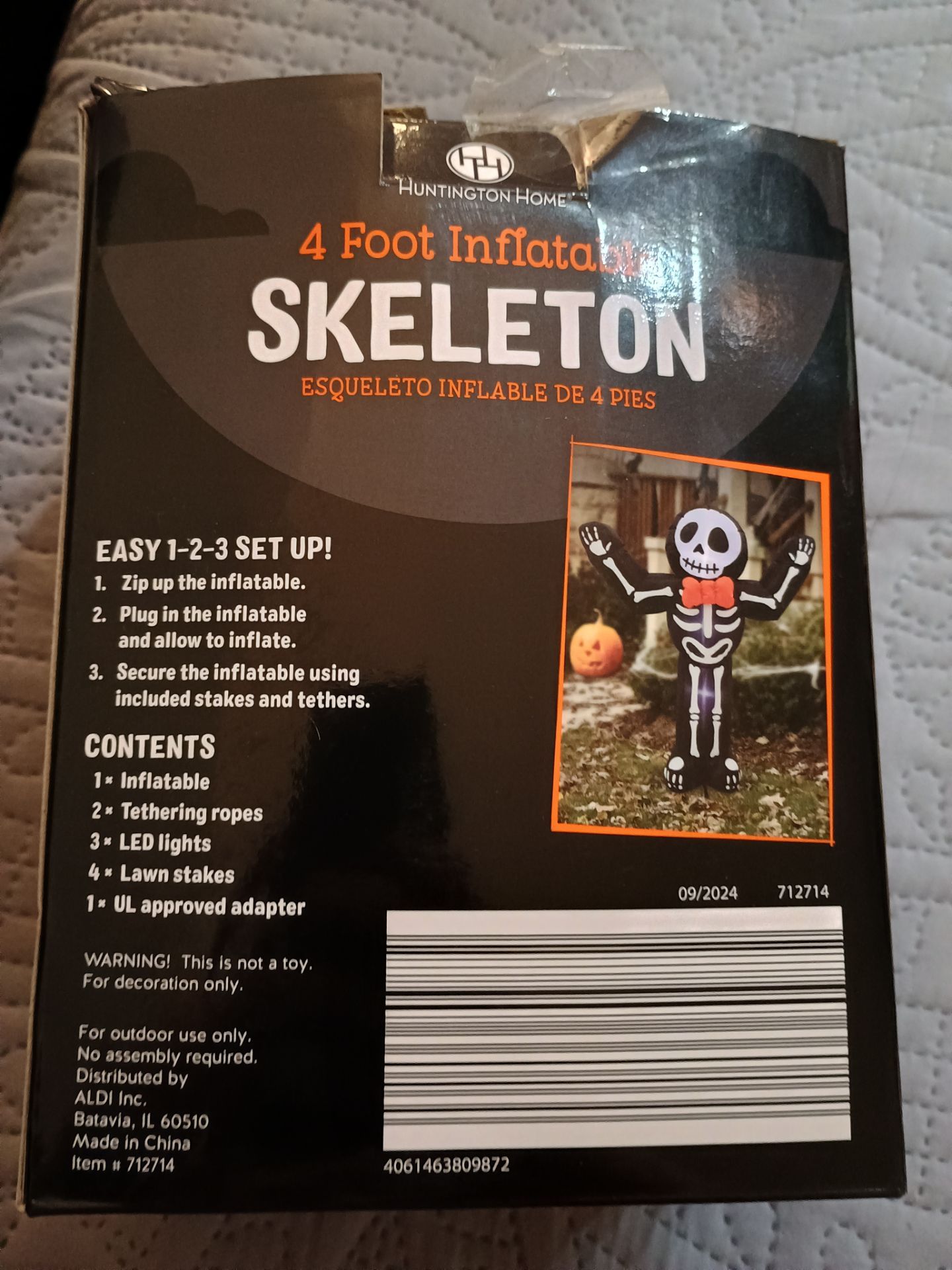 4 Foot inflatable Skeleton Halloween Decoration - photo 3
