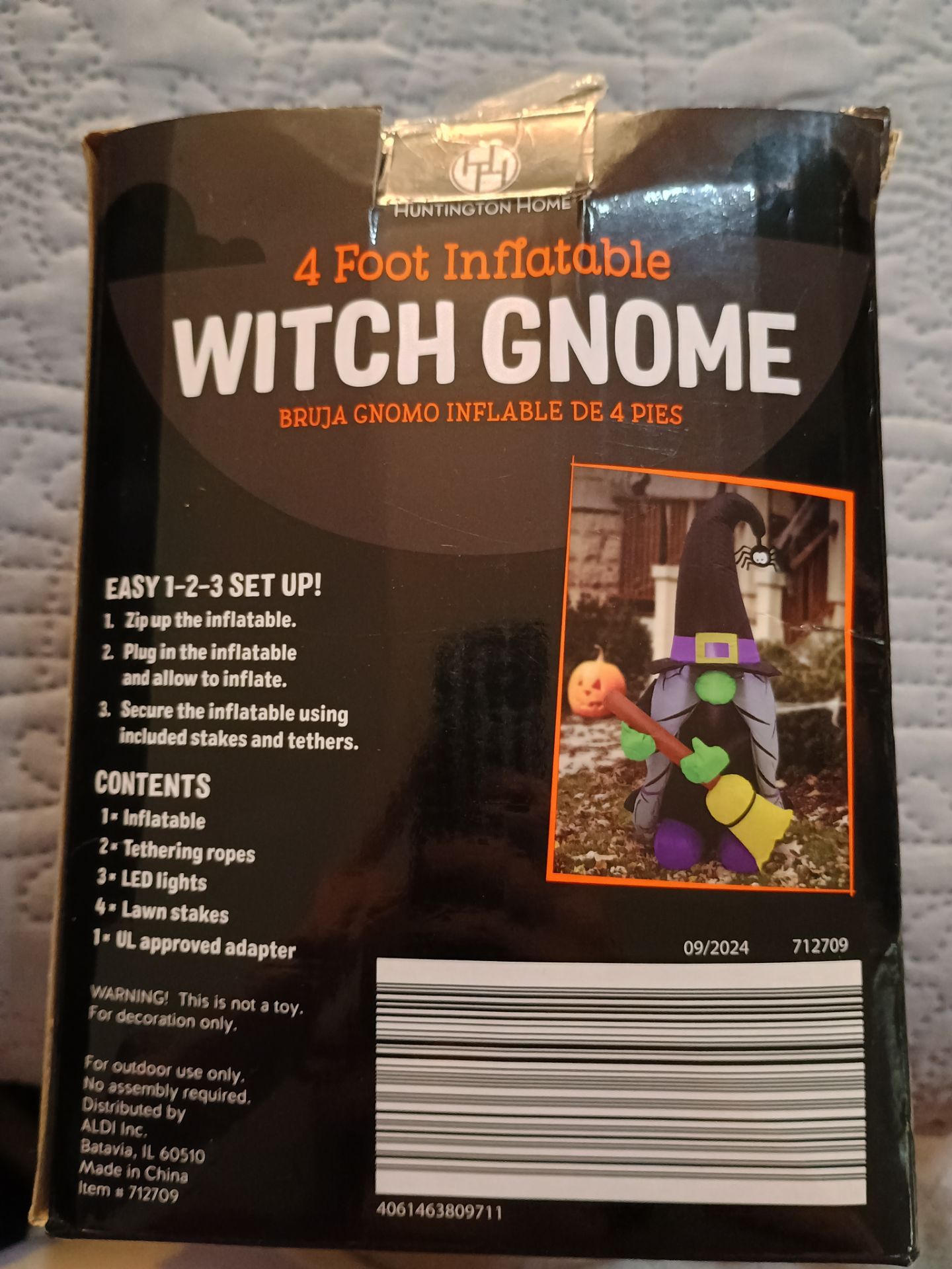 Inflatable Witch Gnome Halloween Decoration - photo 3