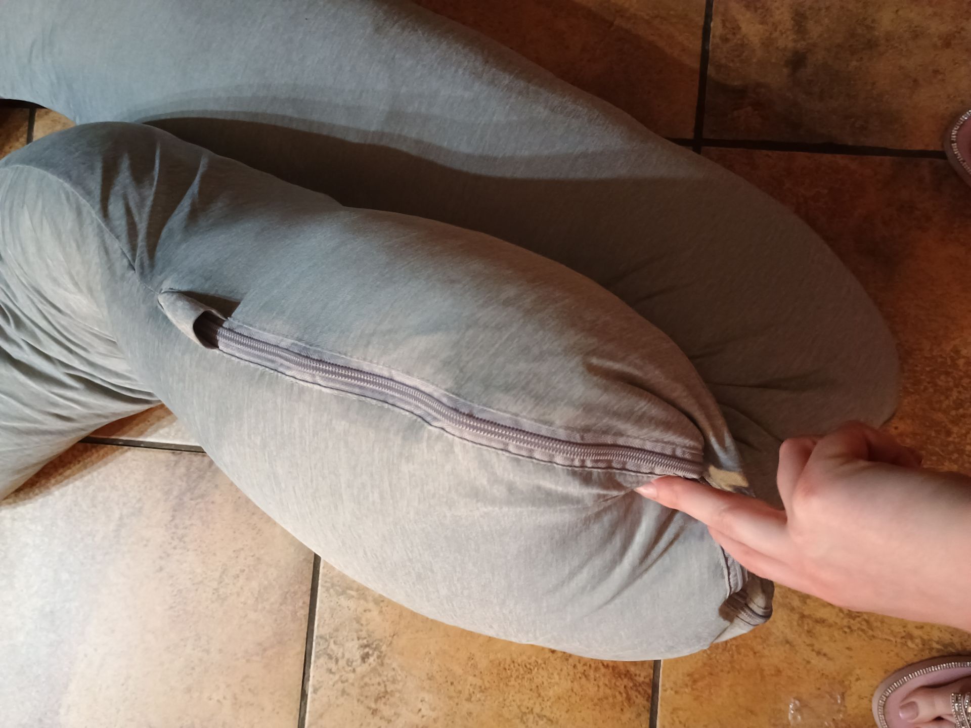 Grey Pregnancy Support Pillow with removable cover - photo 2