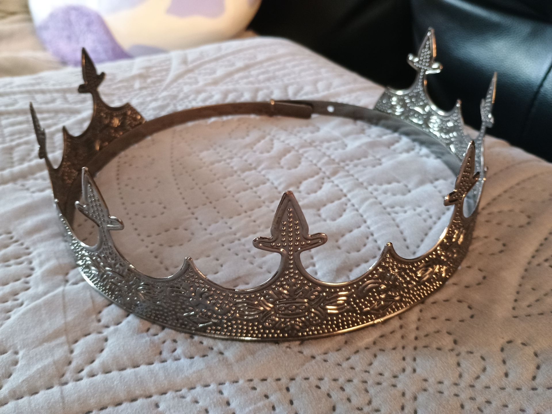 Adjustable silver Toned King/Prince Crown - photo 2