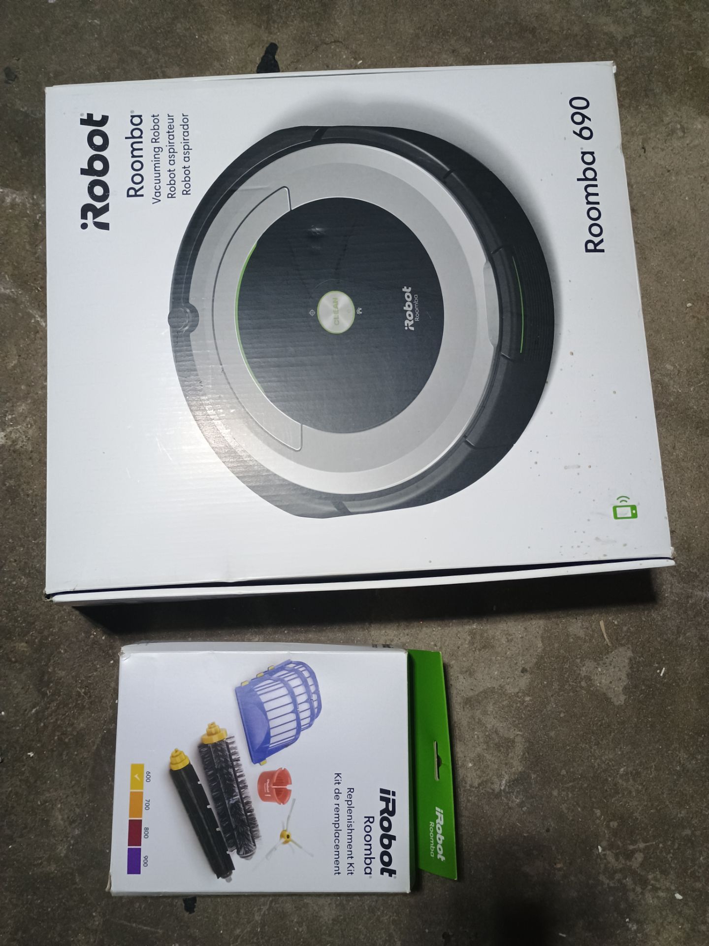 Roomba iRobot 690 Vacuum Robot Cleaner with Accessories - photo 2