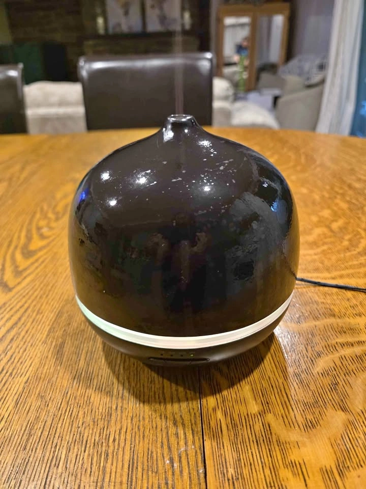Saje OM Deluxe Diffuser