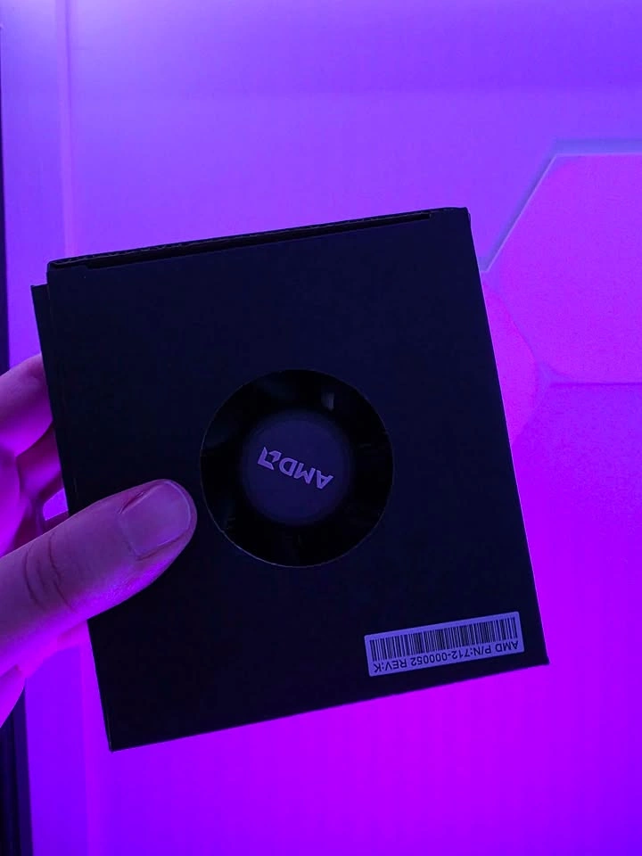 Ryzen 5 2400G (Integrated Graphics) - photo 2