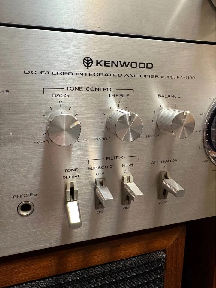 Vintage Kenwood Audio Stack: KA-7100 & KT-6500 + Speakers - photo 2