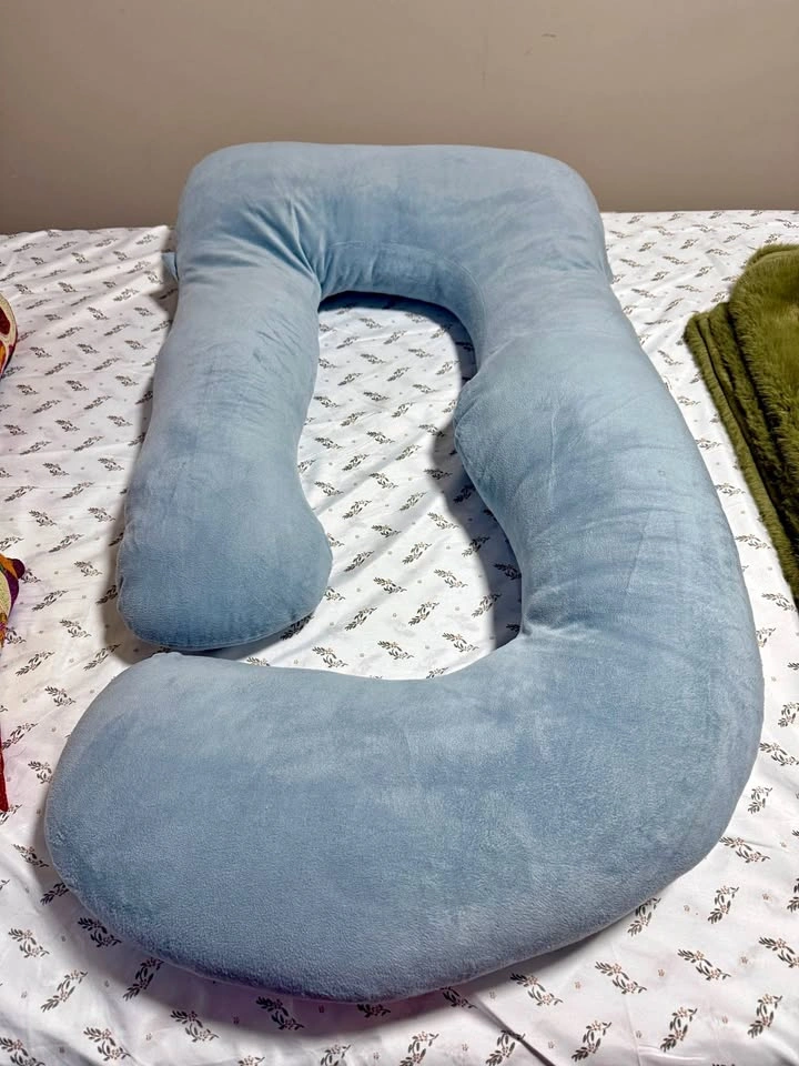 Pregnancy pillow