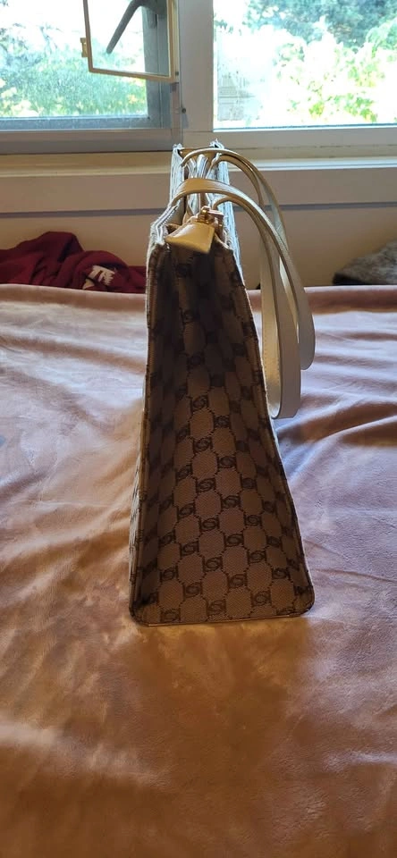 bebe Monogram Bag - photo 2