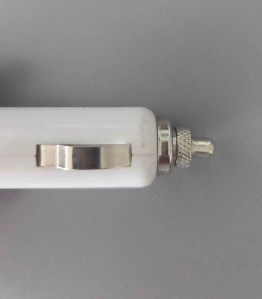 White Universal Car Charger Adapter - photo 5