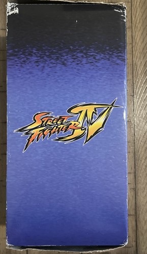 Capcom Street Fighter IV Chun Li Limited Collector’s Edition Sta - photo 4
