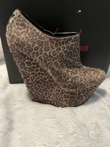 Wild Pair Leopard Platform 8.5 New With Box