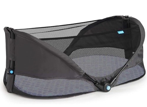 Munchkin Brica Baby Travel Pod, Grey, Excellent Condition