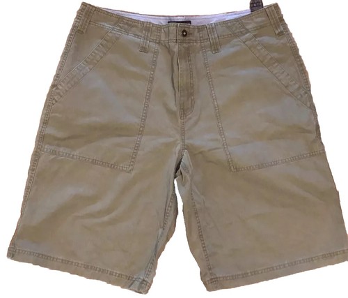 TOMMY HILFIGER Shorts SIZE 38 BERMUDA SHORTS OLIVE GREEN