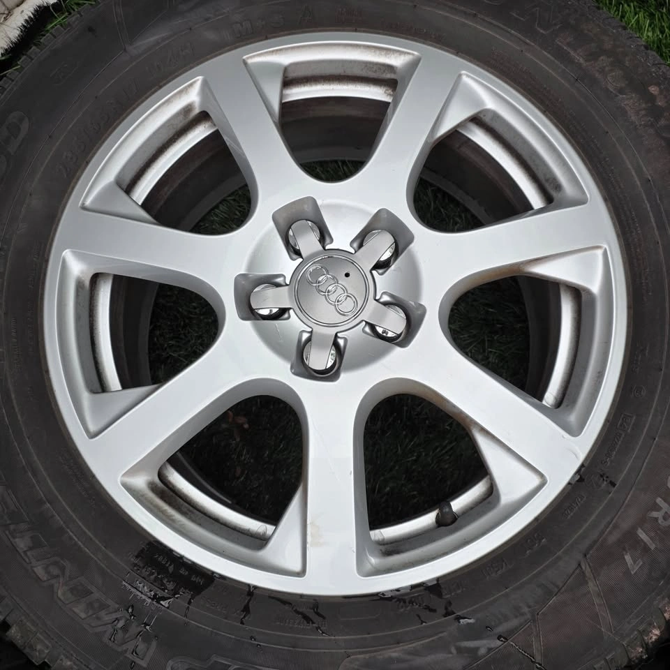 17 inch Audi OEM alloy rims, like new - photo 5