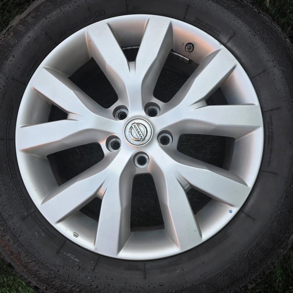 235/65/18 Firestone All Season Tires with Nissan OEM Rims - photo 2