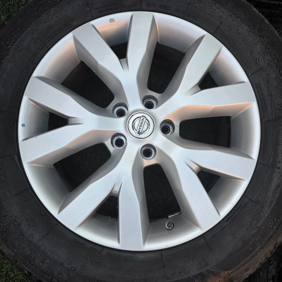 235/65/18 Firestone All Season Tires with Nissan OEM Rims - photo 4