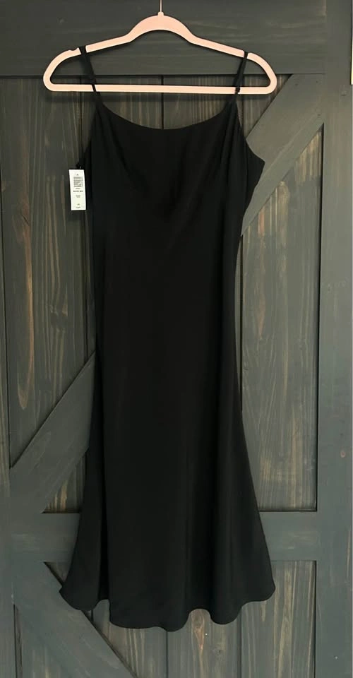 Aritzia Sunday Best Maude Midi Dress - photo 2