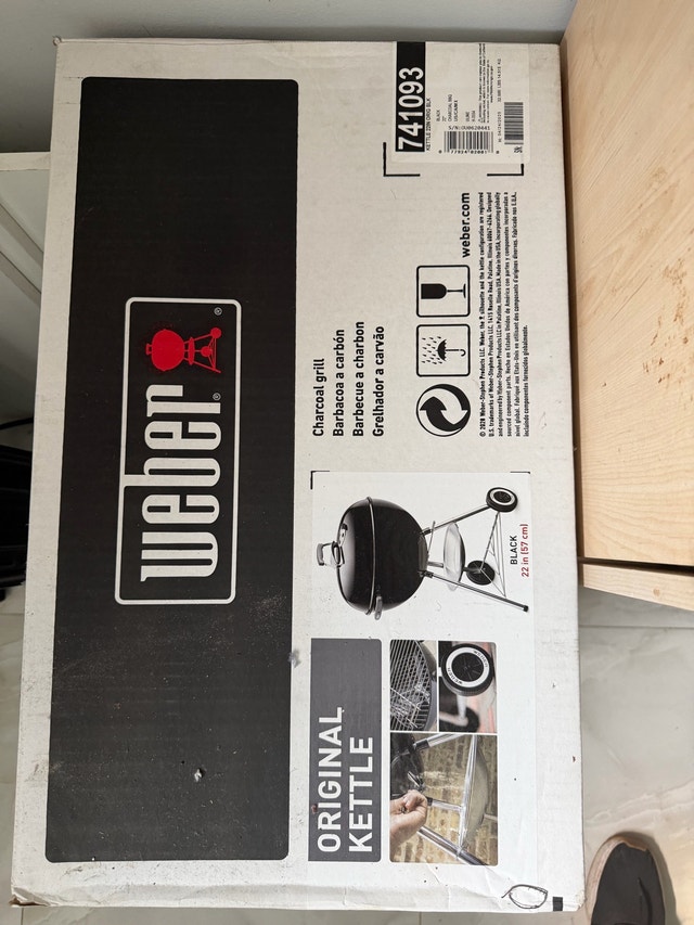 New -Weber Original Kettle Charcoal G - photo 4