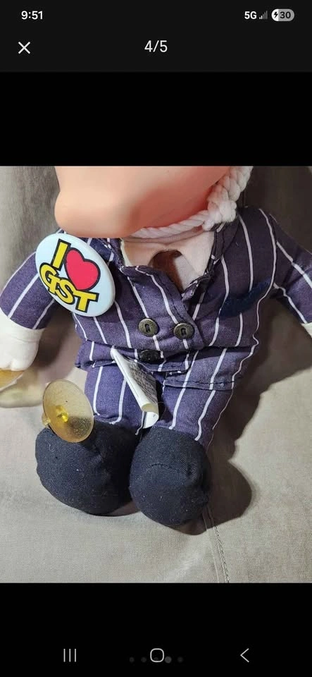 Vintage Brian Mulroney "I Love GST" Hanging Doll (1990) - photo 4