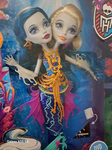 2015 Monster High Peri & Pearl Serpentine Doll Set