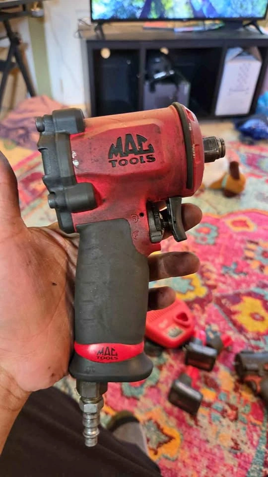 Mac tools 1/2 inch stubby air impact gun