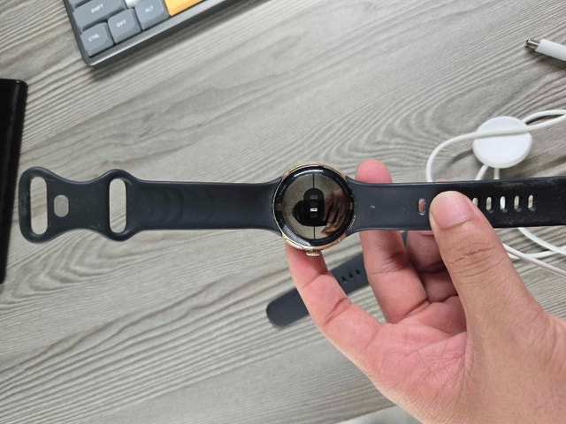 Google Pixel Watch - photo 2
