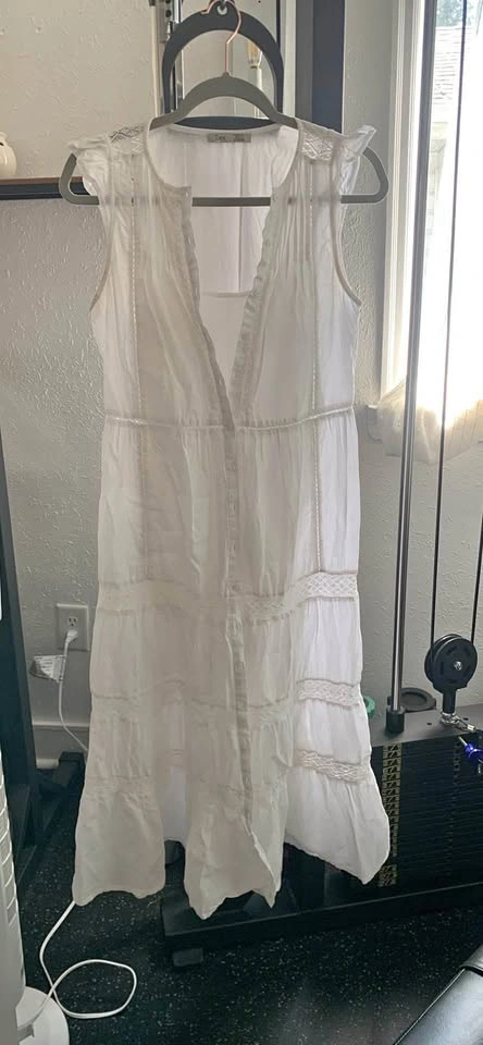 Dex White summer Dress Size Small