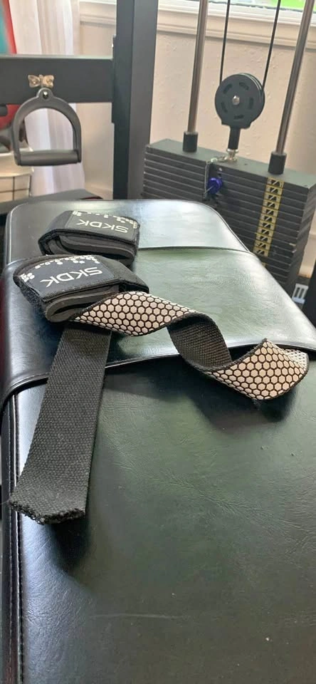 Weightlifting Wrist Straps: NEW - NEVER USED