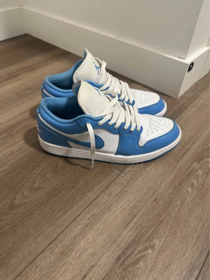 Nike Air Jordan 1 Low University Blue - photo 3
