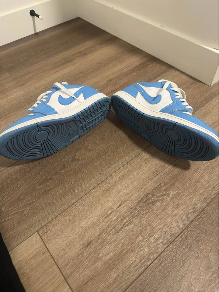 Nike Air Jordan 1 Low University Blue - photo 4