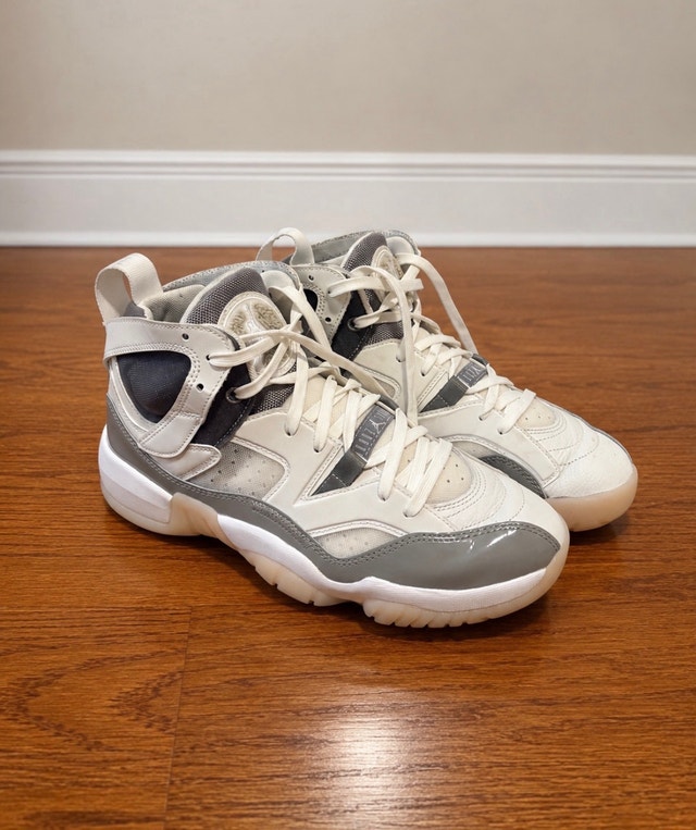 Air Jordan Sneakers - Size US 9 - Worn Only a Few Times