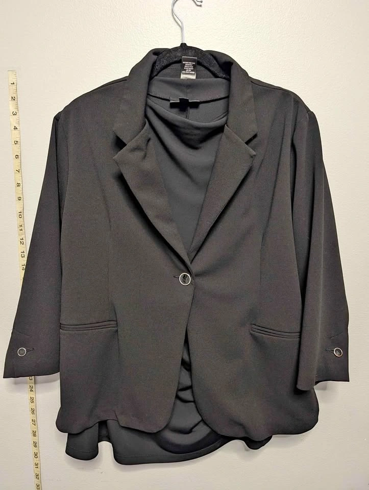 Black blazer and top XL women