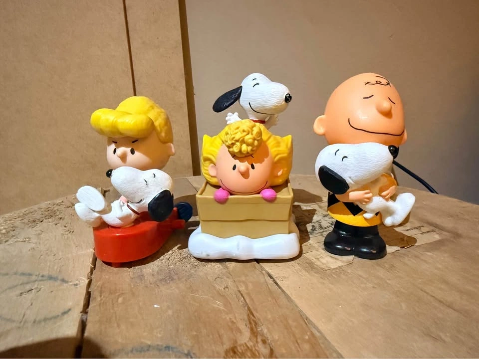 Charlie Brown + Snoopy Characters - photo 4